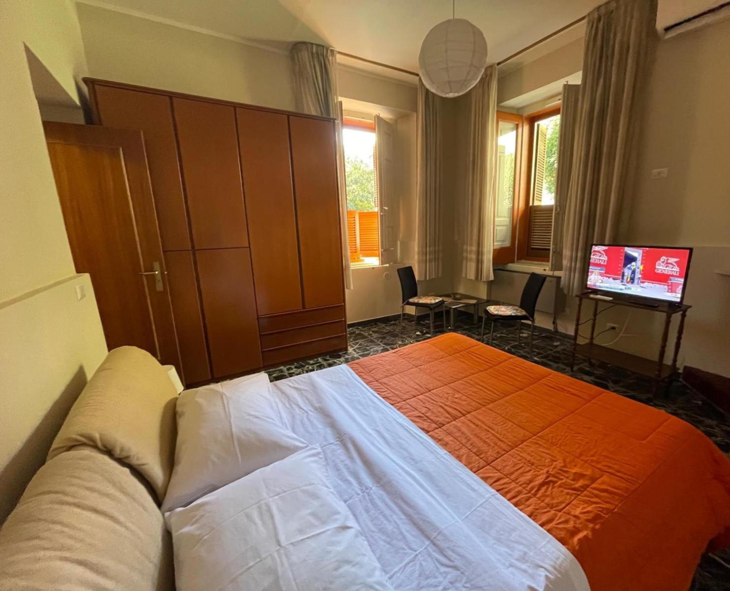 Casa Mia Apartment Siderno Екстериор снимка